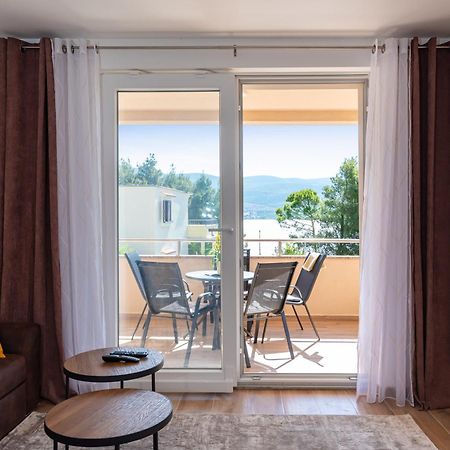 Apartmani Lelu Pridraga Luaran gambar