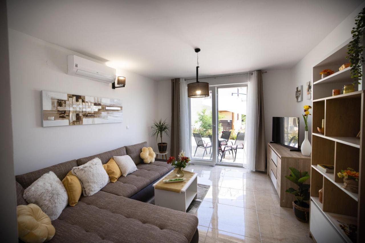 Apartmani Lelu Pridraga Luaran gambar
