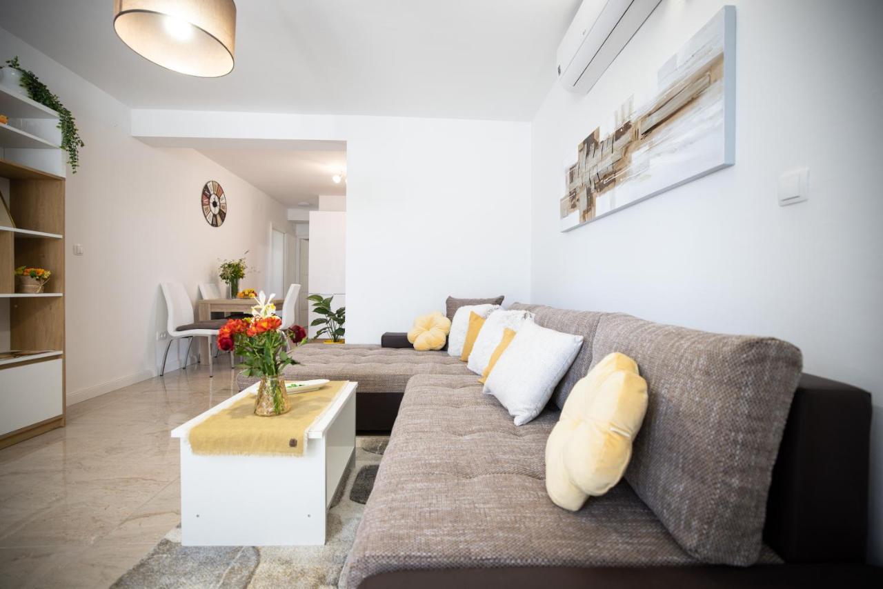 Apartmani Lelu Pridraga Luaran gambar