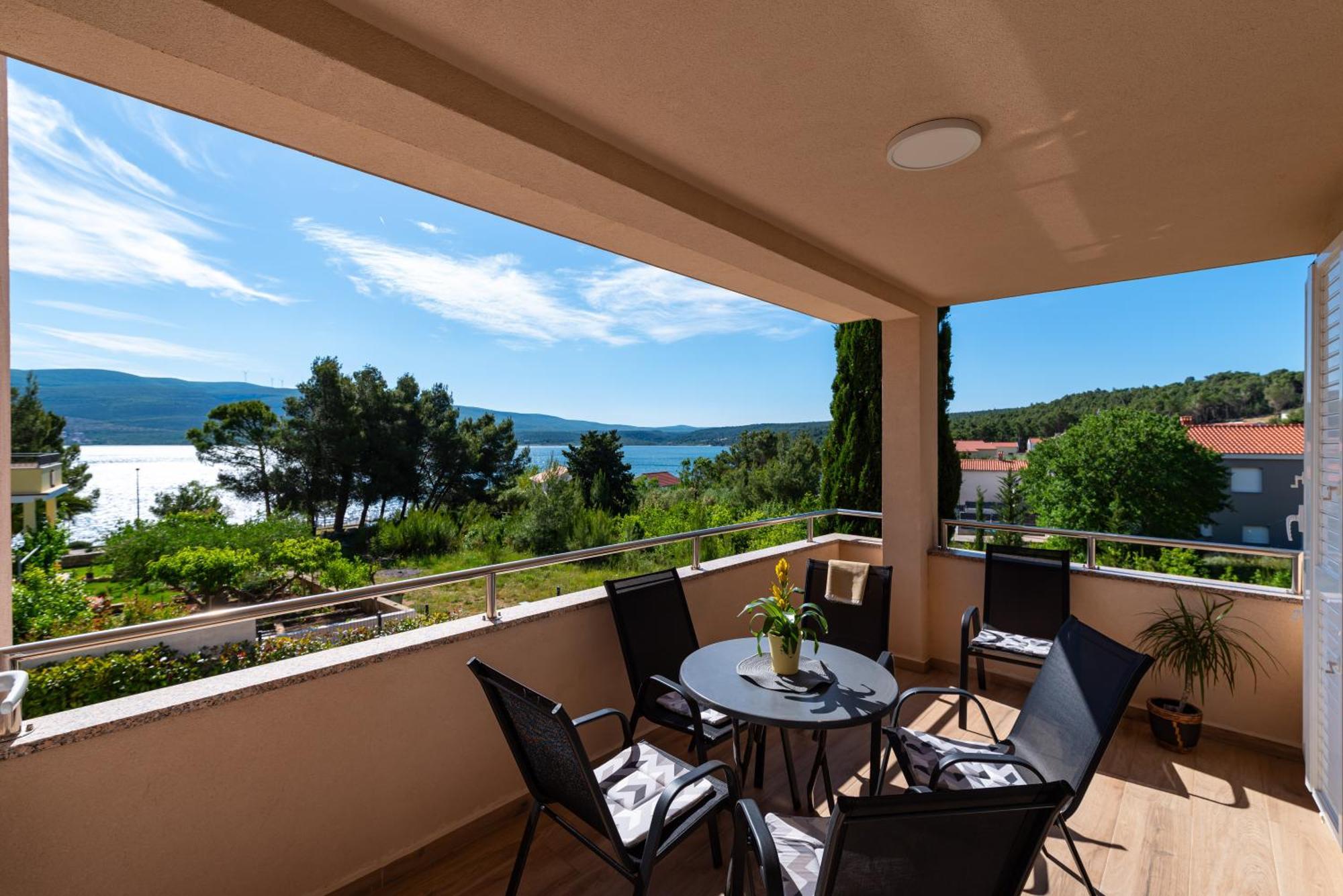 Apartmani Lelu Pridraga Luaran gambar